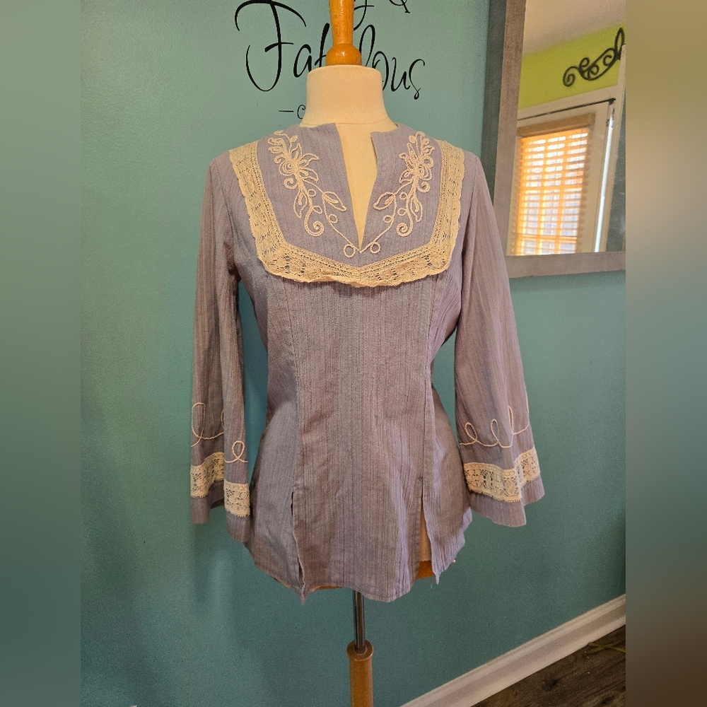 Miss K Authentic Vintage Embroidered and Lace Trim Top - Picture 7 of 7